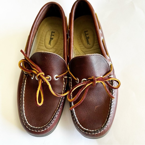L.L. Bean Mens Camp Moc Brown Leather Boat Shoes Moccasin Stitching OU670 Size 8 - Picture 2 of 14
